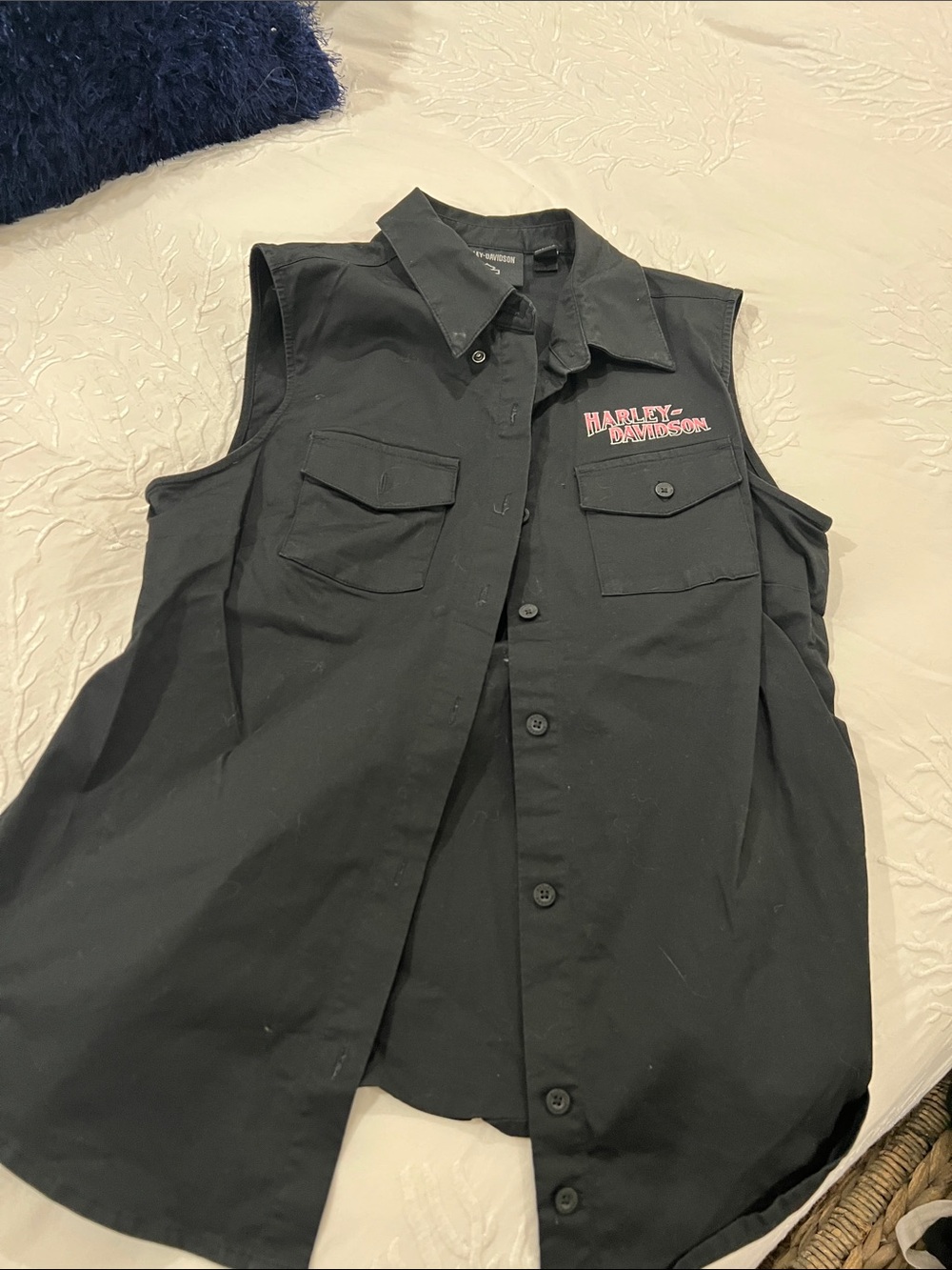 Harley-Davidson Black Sleeveless Button-Front top with Pink Embroidered Logo